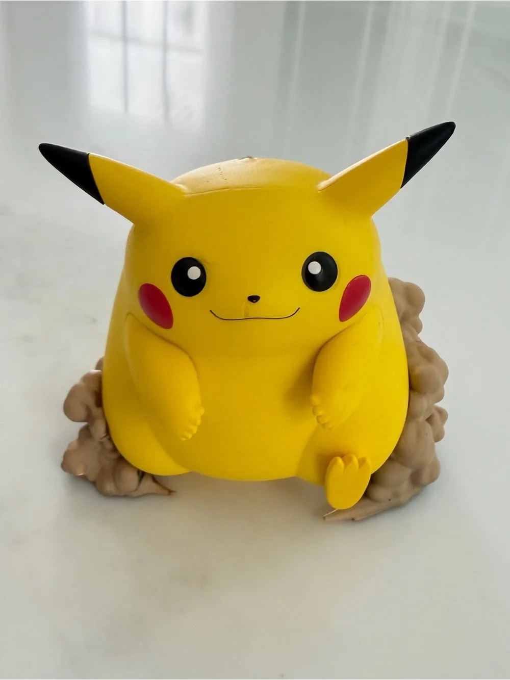 Pokemon Pikachu VMAX Gigantamax figure 2021 3.5